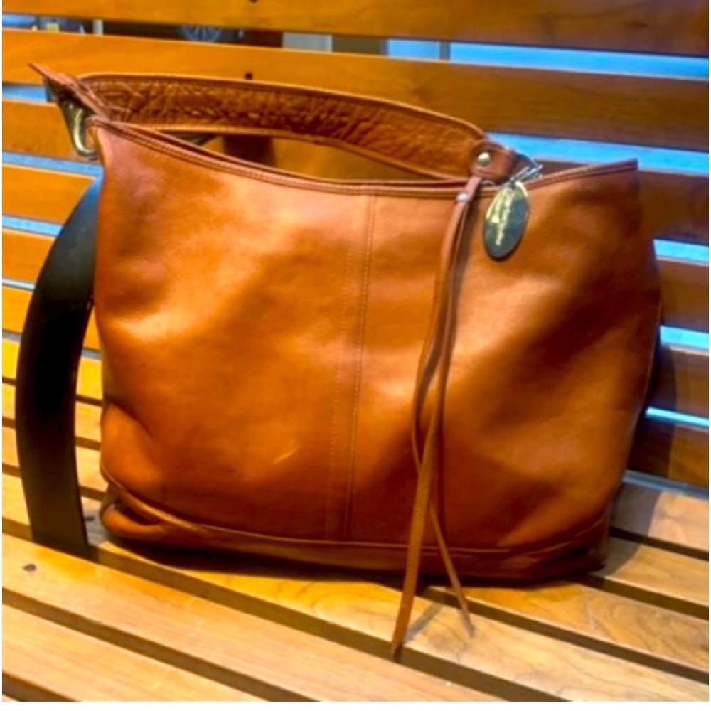 Cape Cod Leather Shoulder bag
